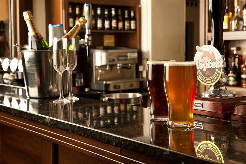 The White Horse Hotel Hertingfordbury ภายนอก รูปภาพ