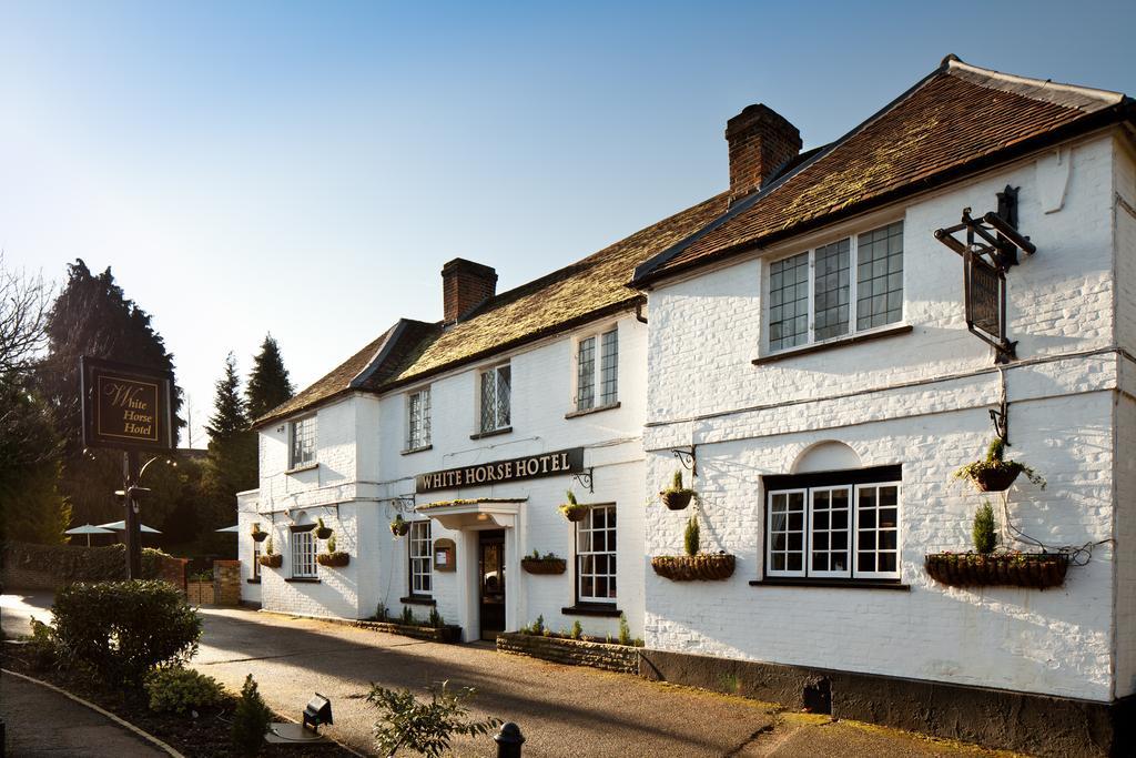 The White Horse Hotel Hertingfordbury ภายนอก รูปภาพ